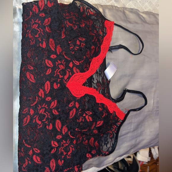 beautiful red night/party dress size M with bonus pentagram necklace - Picture 6 of 8